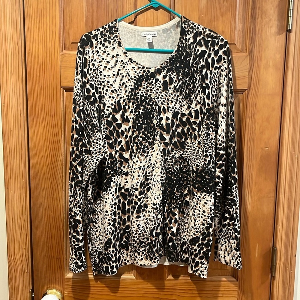 Croft & Barrow leopard print button down cardigan sweater size 1X.